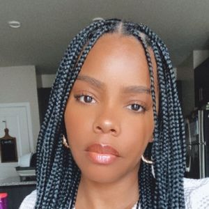 Meet your Posher, Francesca